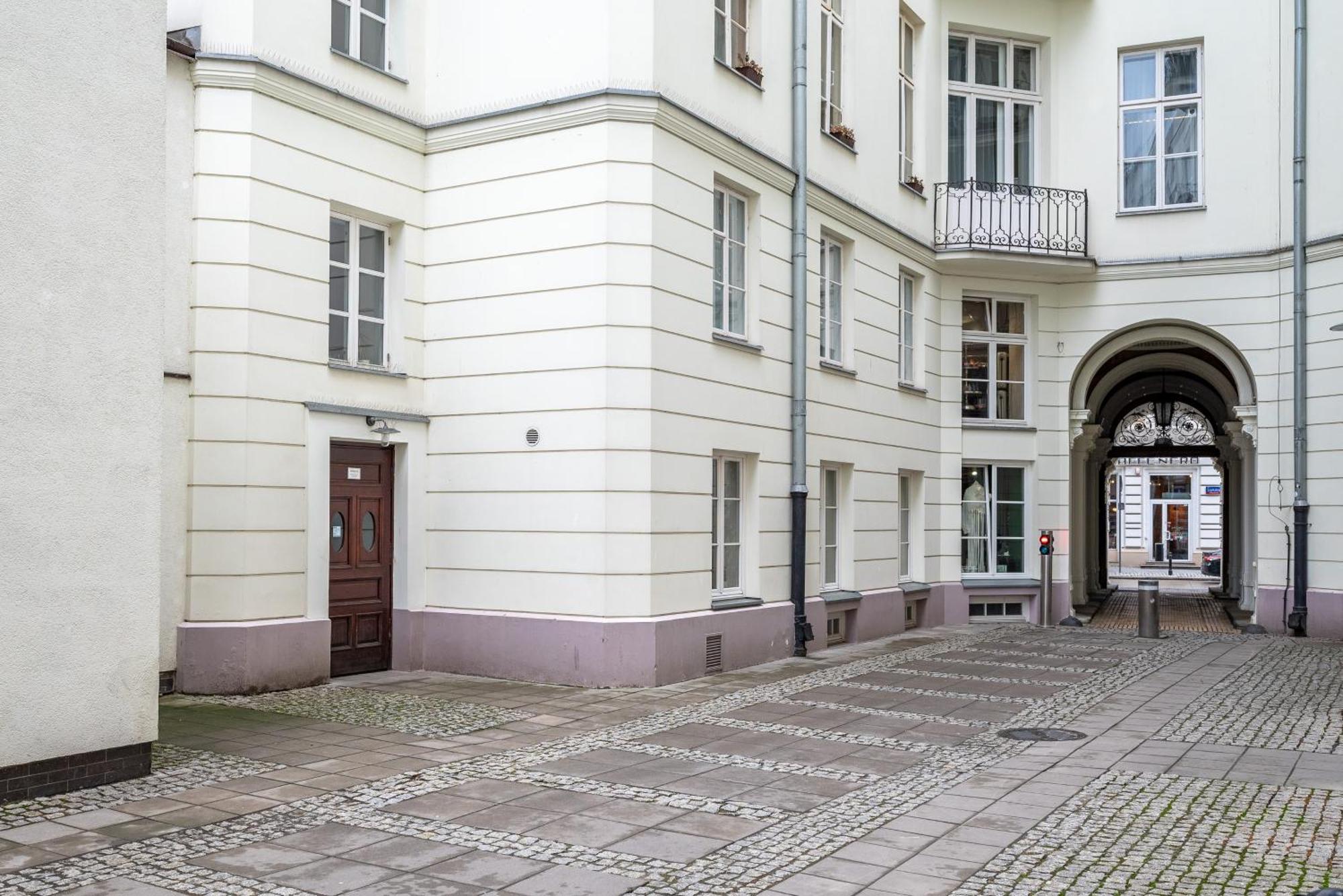 Szpitalna Centre * Varsovia